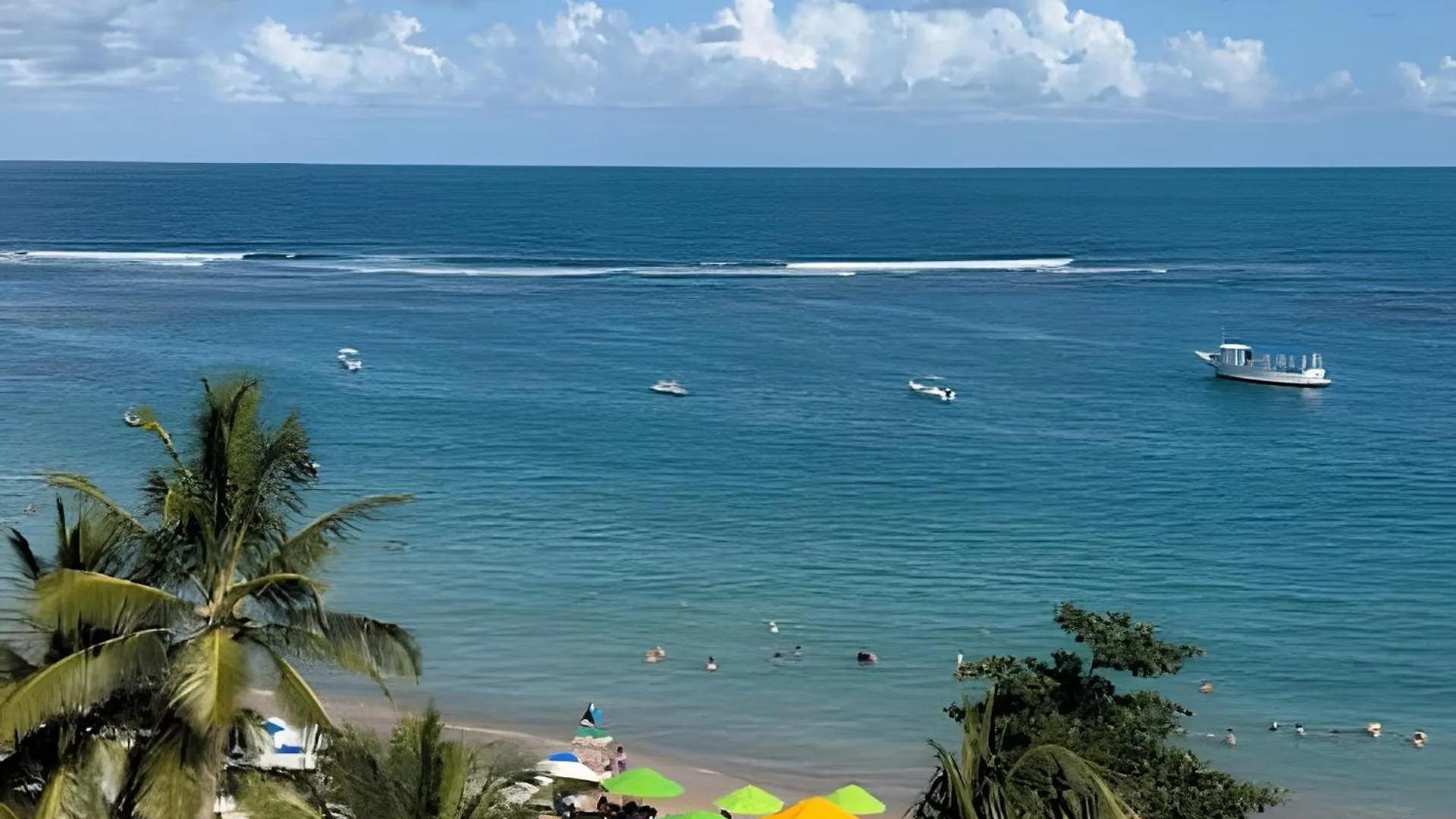 Flat Pe Na Areia Na Praia De Porto De Galinhas Proximo As Piscinas Naturais.
